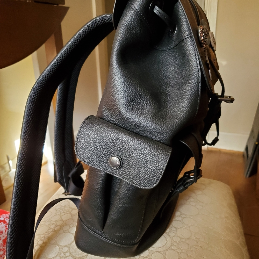 ❌SOLD❌ Large Leather Coach Backpack - Picture 10 of 16